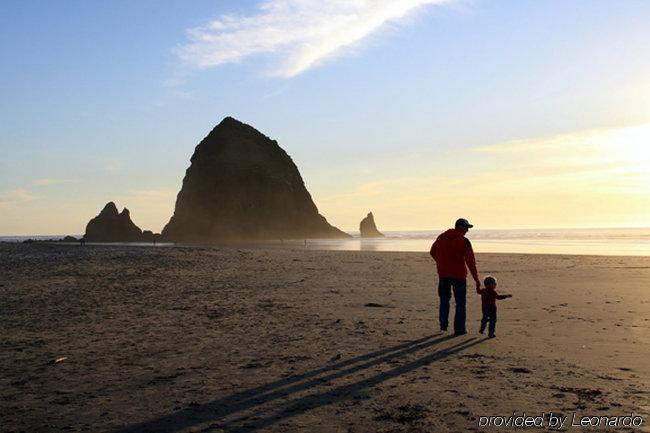 Tolovana Inn Cannon Beach Instalações foto